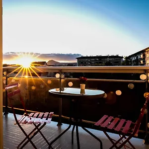 Woody 100m Du Balcon Appartement